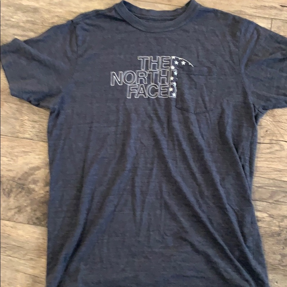 The North Face L slim fit t shirt
